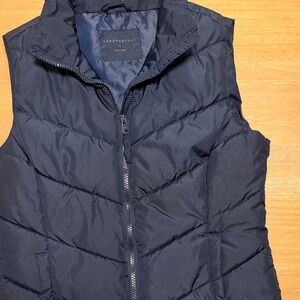 Aeropostale quilted Navy Puffer Vest